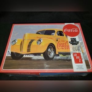 1940 Ford Coup Coca-Cola model kit